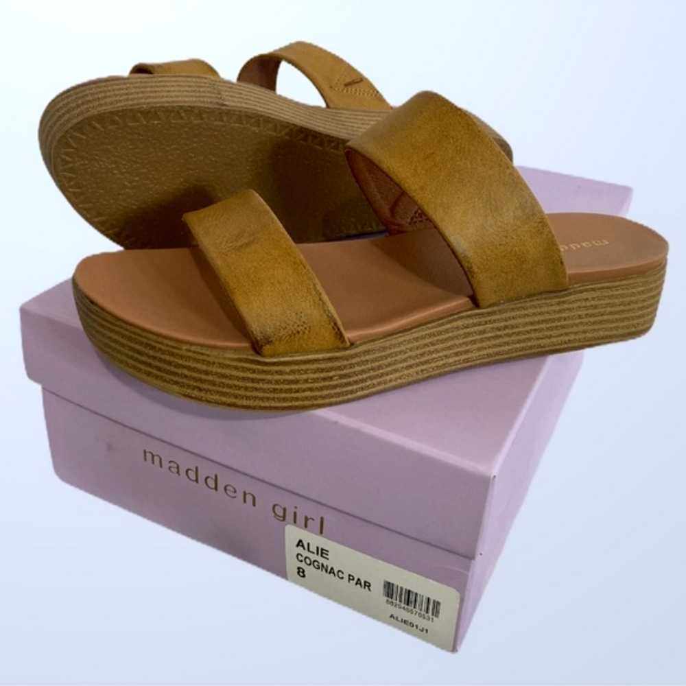 Madden Girl "Alie" Cognac Tan Light Brown Wood Platform Strappy Slides Sandals